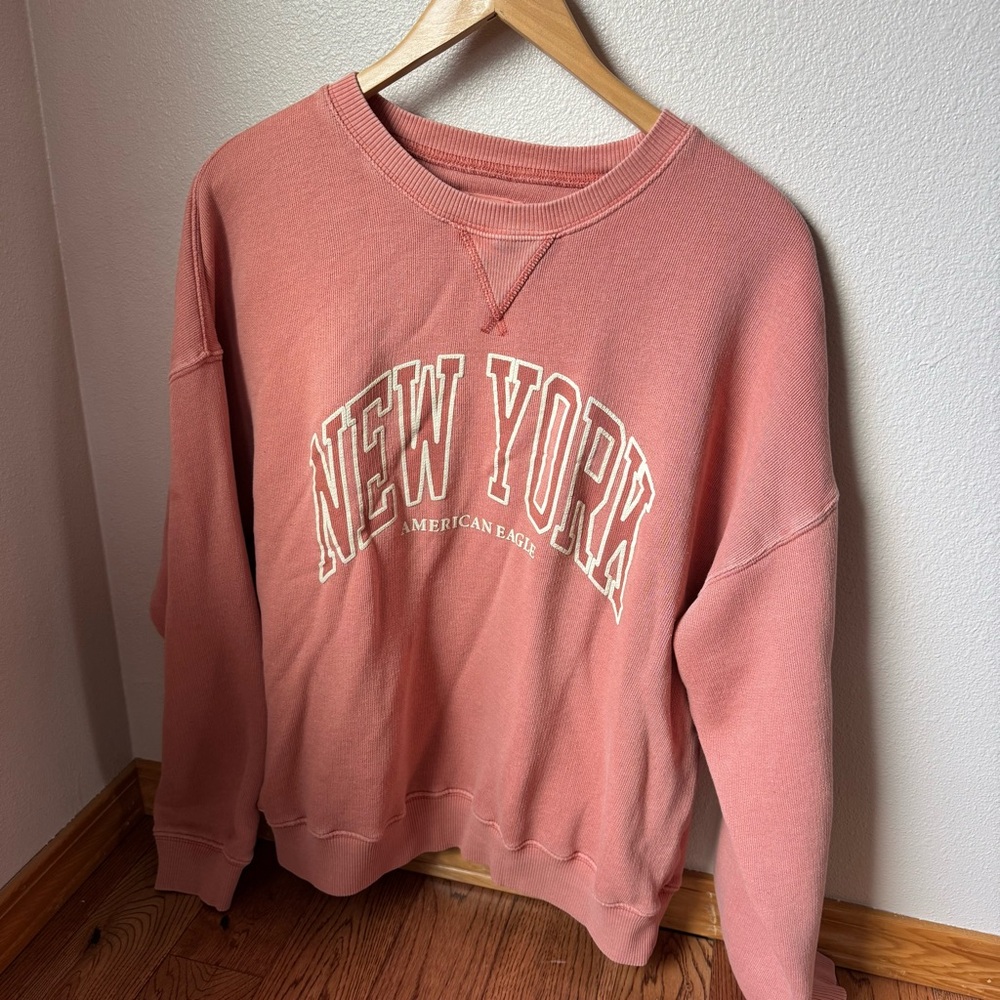 American Eagle Outfitters Dusty Pink 'Lived-In' Crewneck Sweatshirt